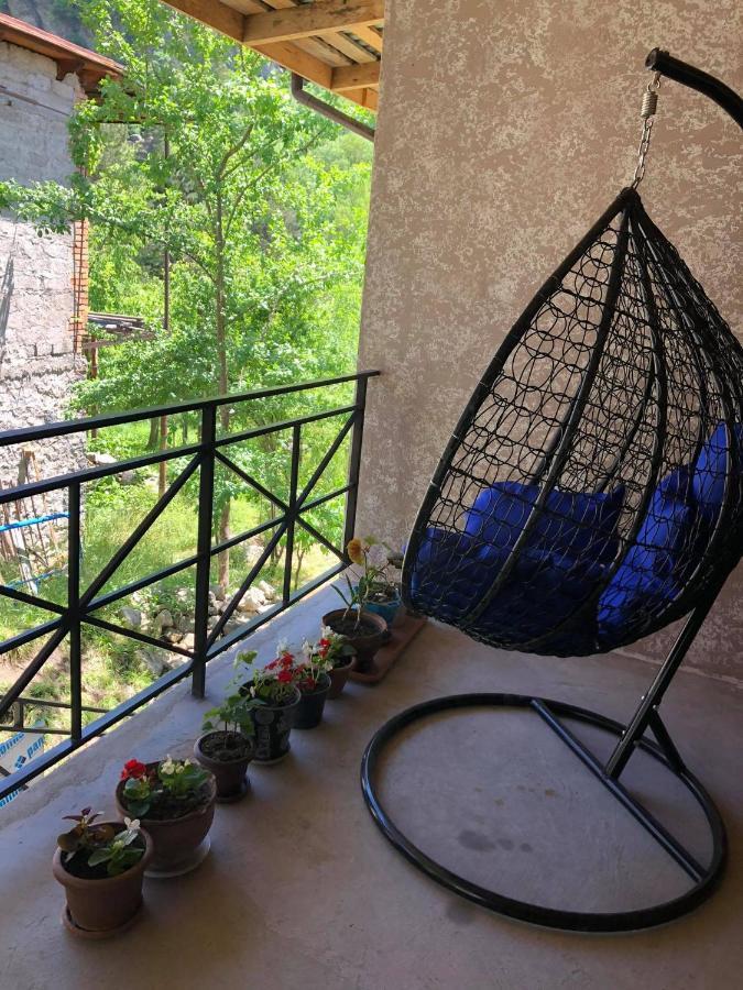 Apartament Lashagiorgi Borjomi ภายนอก รูปภาพ
